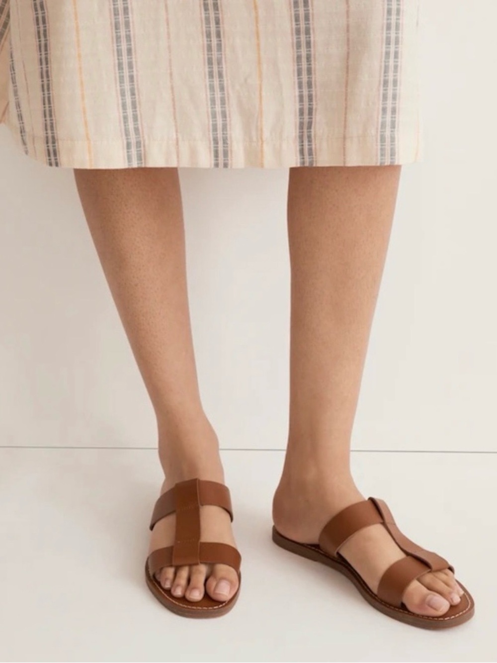Madewell The Boardwalk T-Strap Slide Sandals 
Women’s Size 7.5